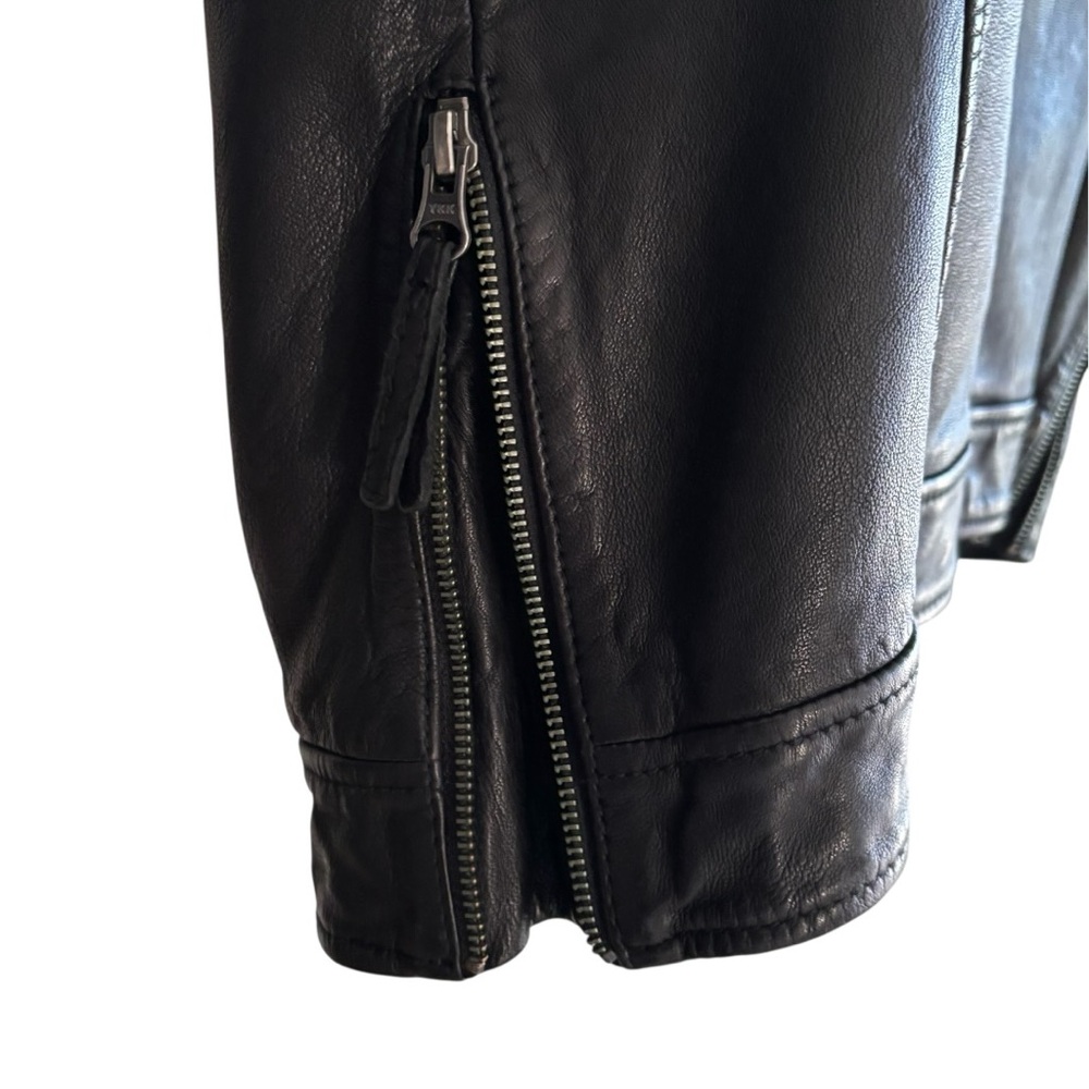 Treasure & Bond Women’s Black Leather Moto Vest Size M Asymmetrical Zip - Picture 10 of 15